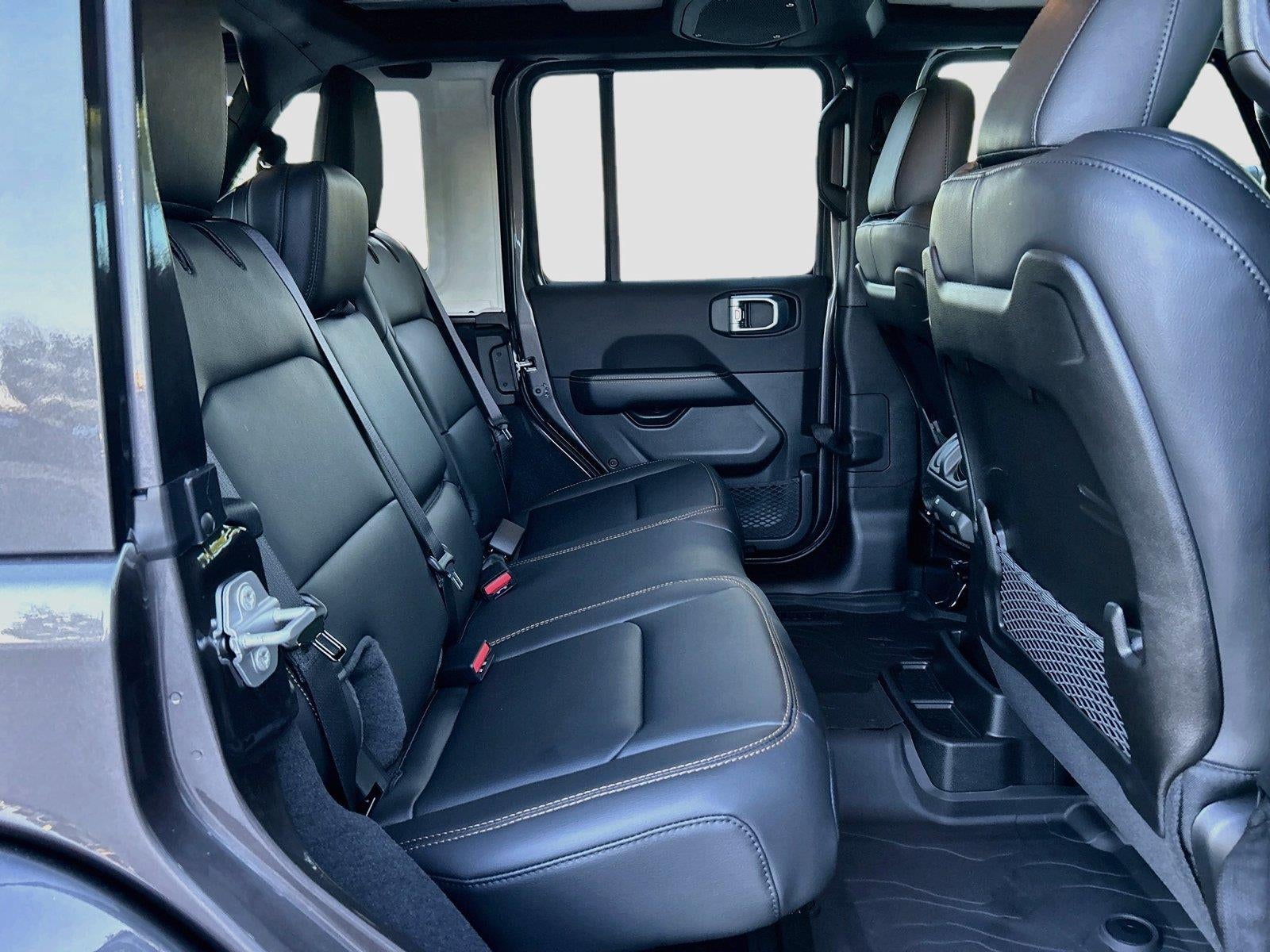 2027 Jeep Wrangler WRANGLER 4-DOOR SAHARA