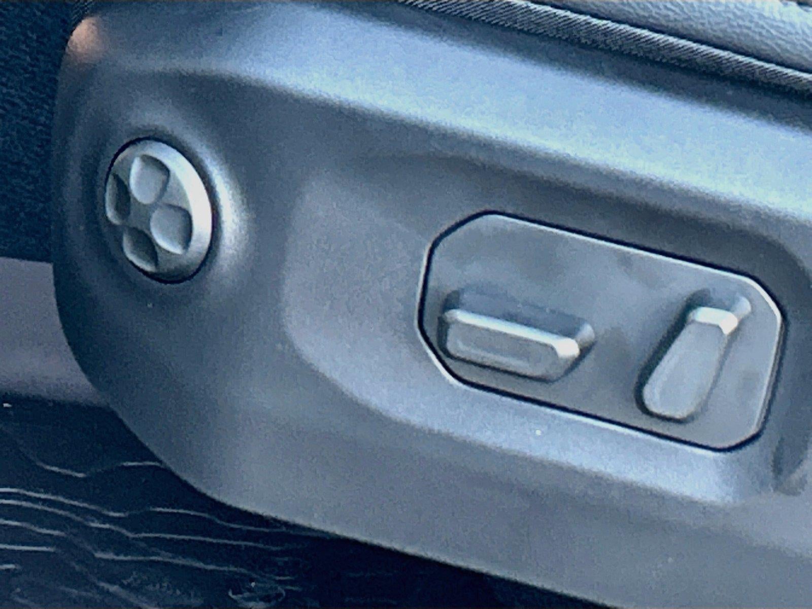 2027 Jeep Wrangler WRANGLER 4-DOOR SAHARA