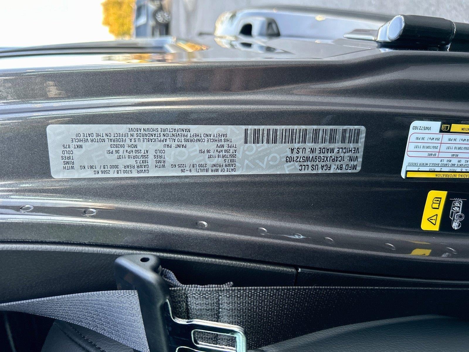 2027 Jeep Wrangler WRANGLER 4-DOOR SAHARA