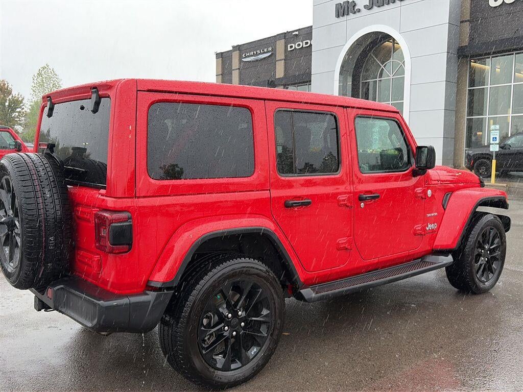 2024 Jeep Wrangler 4-Door Sahara 4x4