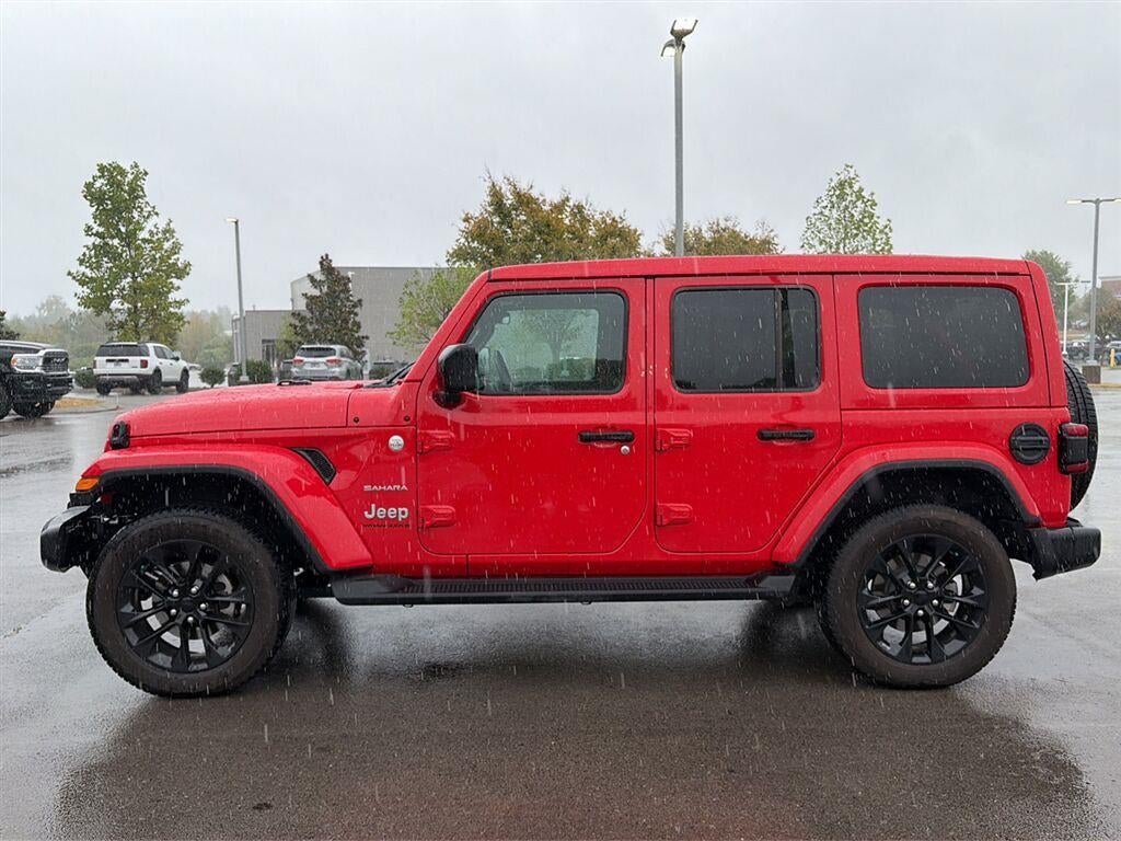 2024 Jeep Wrangler 4-Door Sahara 4x4