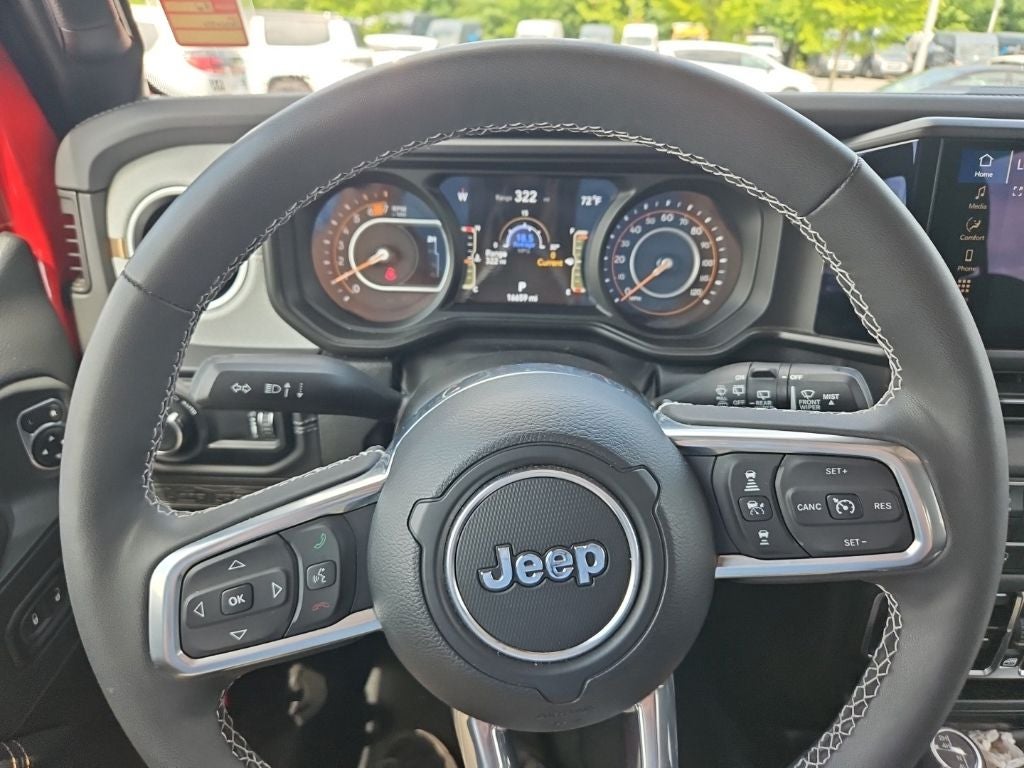 2025 Jeep Wrangler 4-Door Sahara 4x4