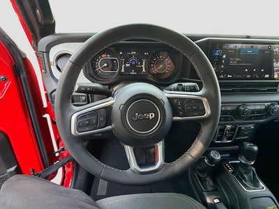 2025 Jeep Wrangler 4-Door Sahara 4x4