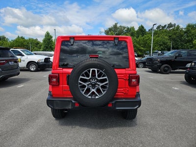 2025 Jeep Wrangler 4-Door Sahara 4x4