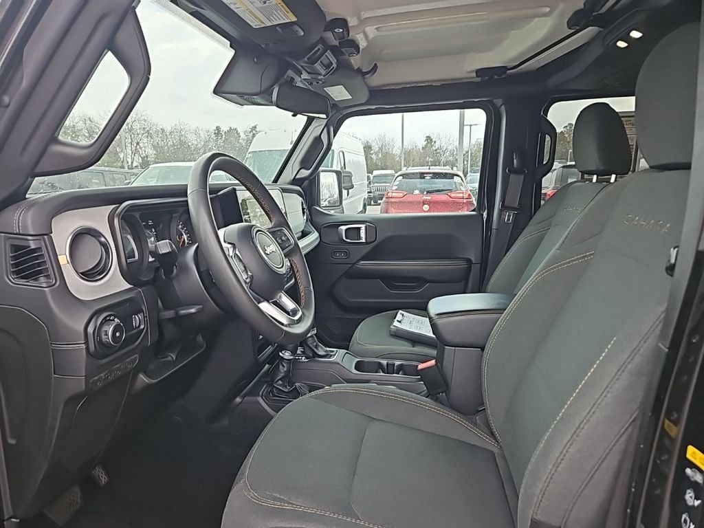 2024 Jeep Wrangler 4-Door Sahara 4x4