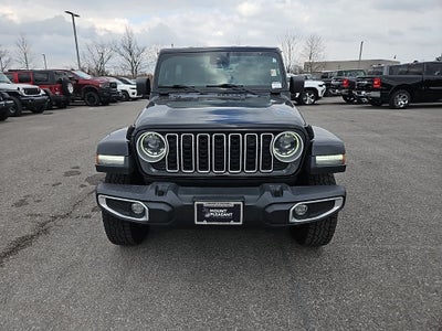 2024 Jeep Wrangler 4-Door Sahara 4x4