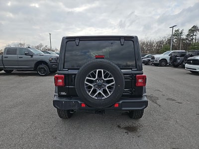 2024 Jeep Wrangler 4-Door Sahara 4x4