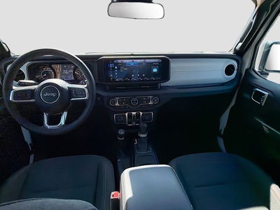 2024 Jeep Wrangler 4-Door Sahara 4x4