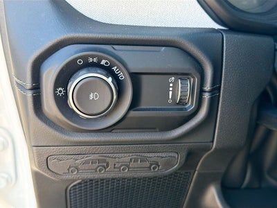 2024 Jeep Wrangler 4-Door Sahara 4x4