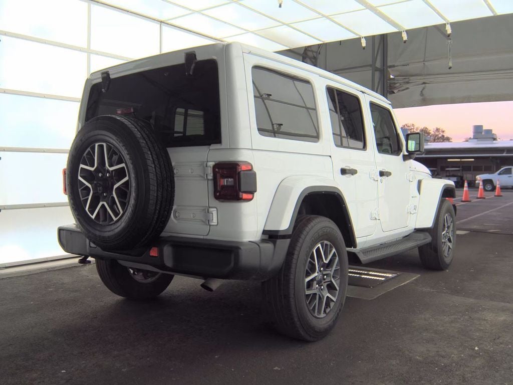 2024 Jeep Wrangler 4-Door Sahara 4x4