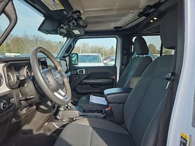 2024 Jeep Wrangler 4-Door Sahara 4x4