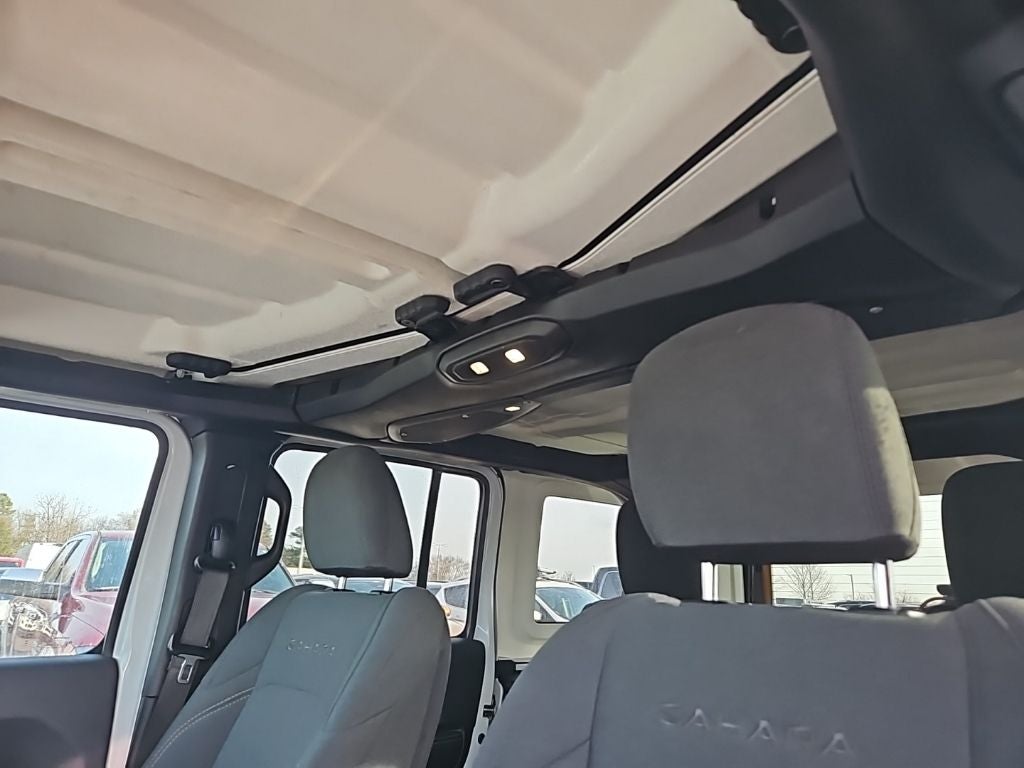 2024 Jeep Wrangler 4-Door Sahara 4x4