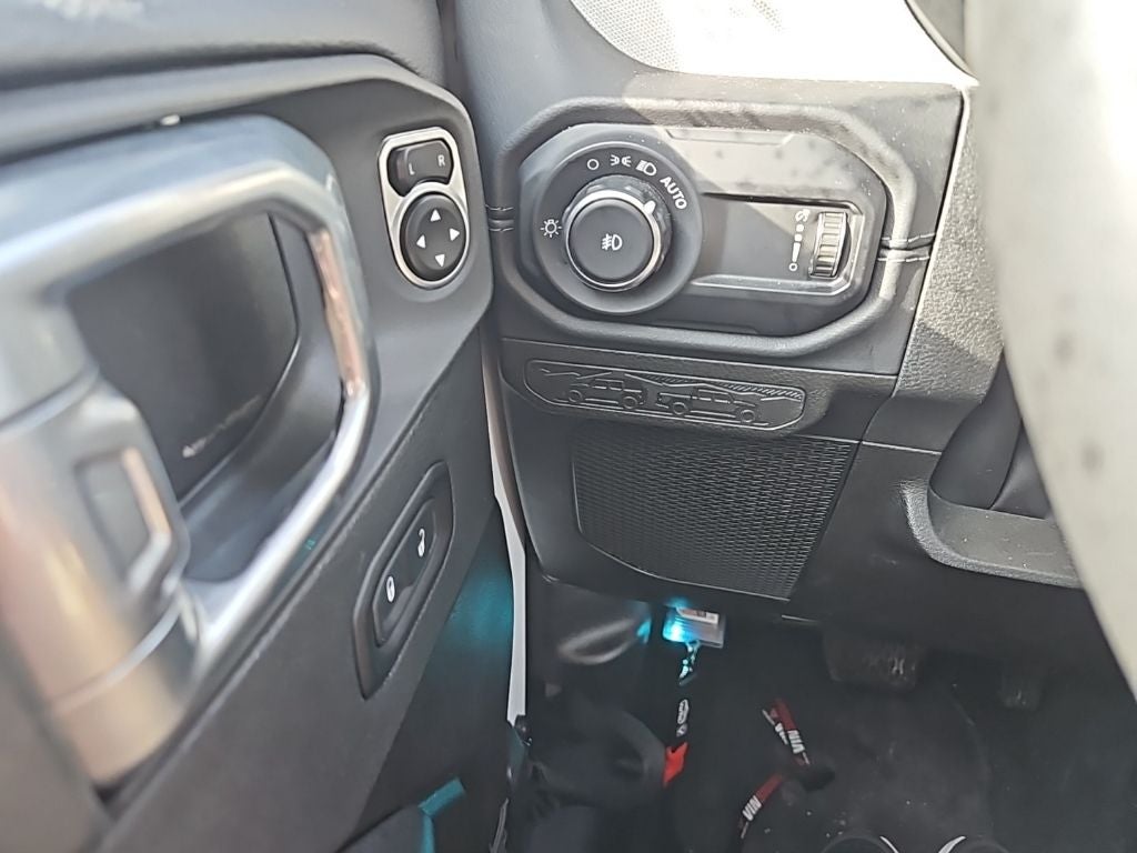 2024 Jeep Wrangler 4-Door Sahara 4x4