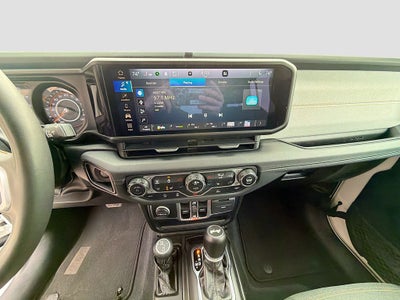 2024 Jeep Wrangler 4-Door Sahara 4x4