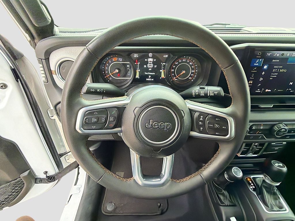 2024 Jeep Wrangler 4-Door Sahara 4x4