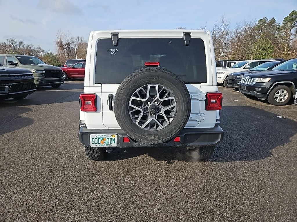 2024 Jeep Wrangler 4-Door Sahara 4x4