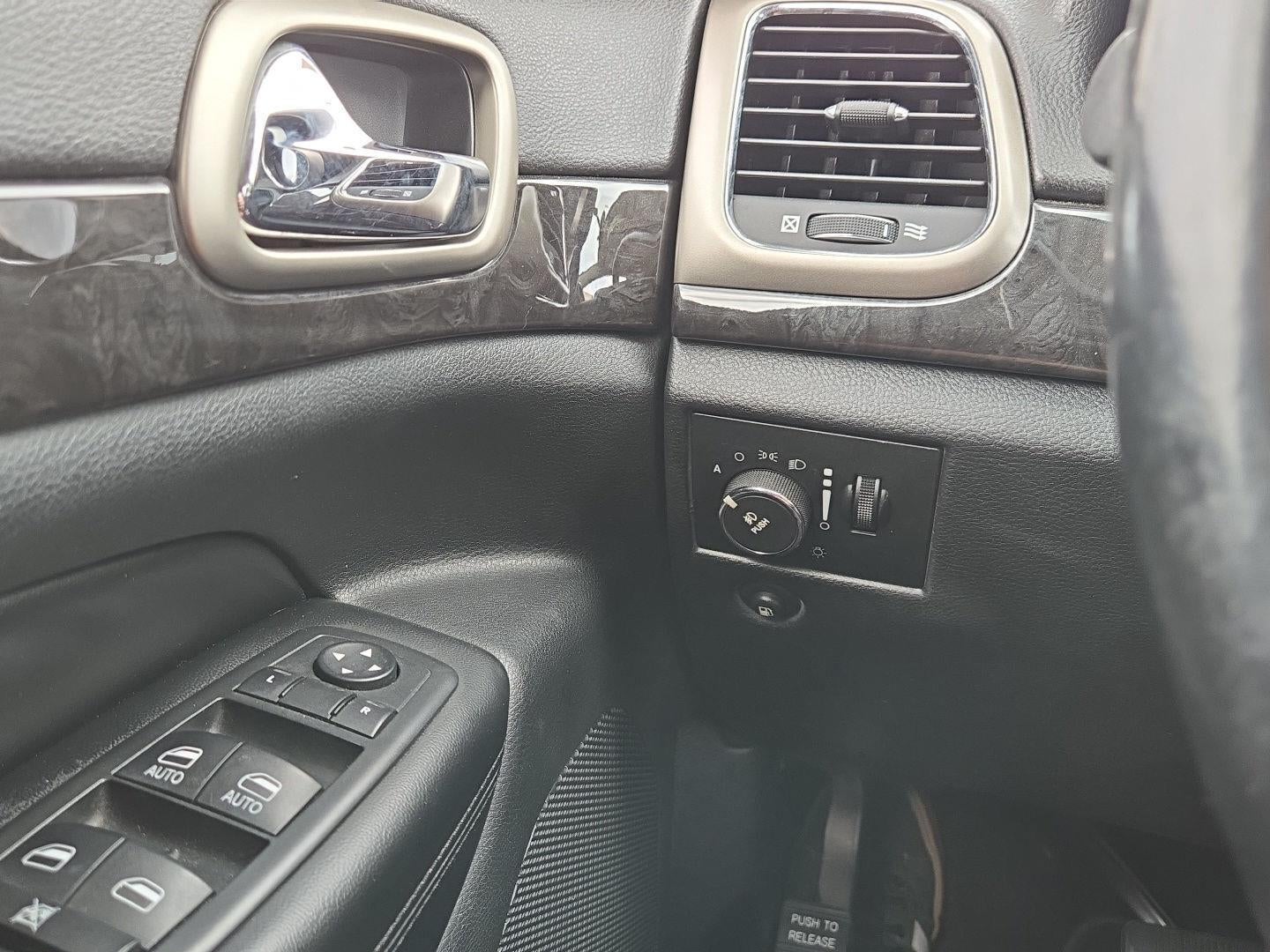 2012 Jeep Grand Cherokee Laredo