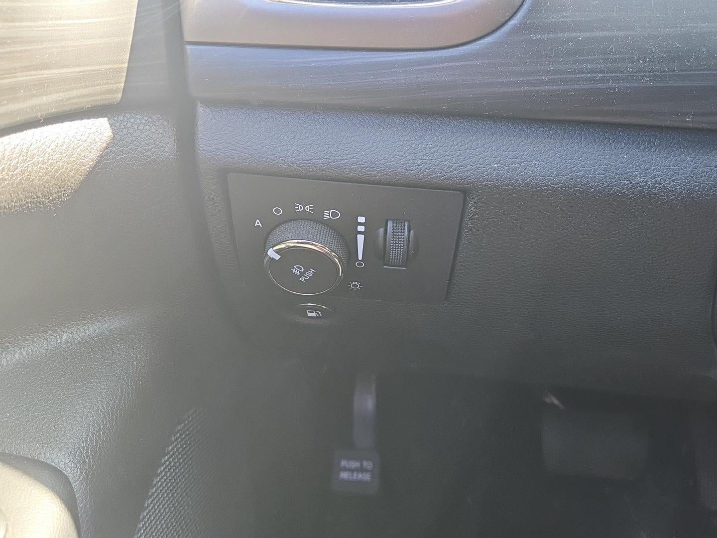 2020 Jeep Grand Cherokee Laredo E 4x2