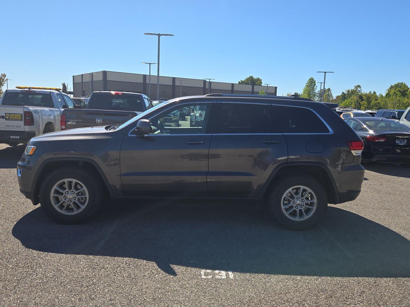 2020 Jeep Grand Cherokee Laredo E 4x2