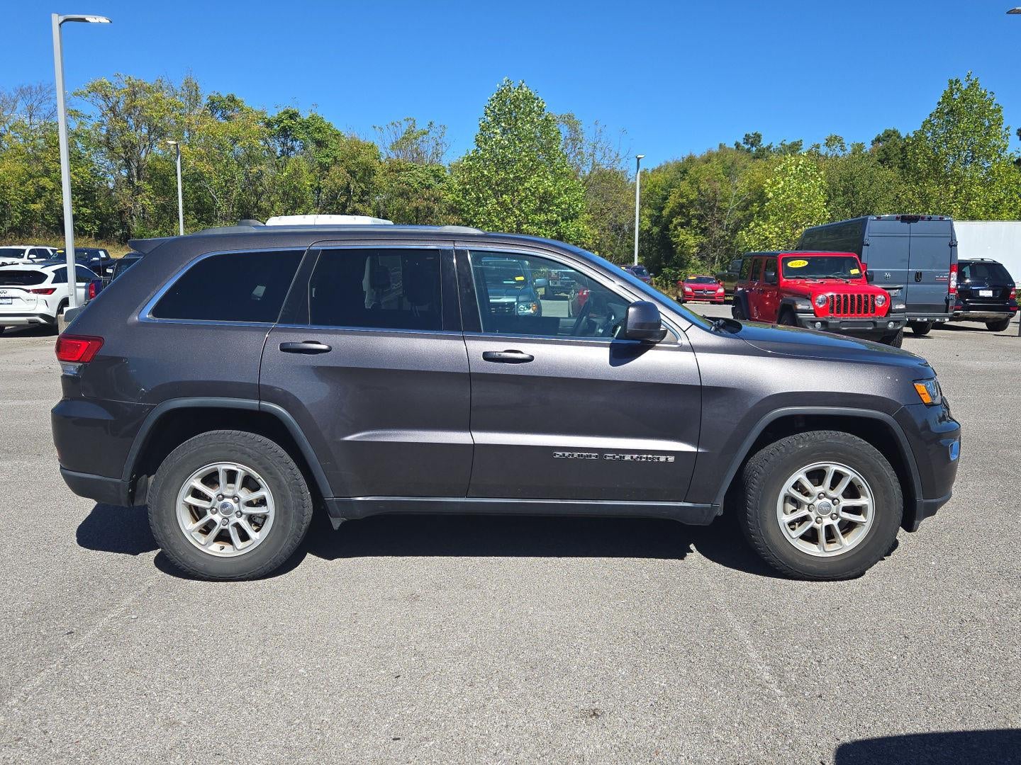 2020 Jeep Grand Cherokee Laredo E 4x2