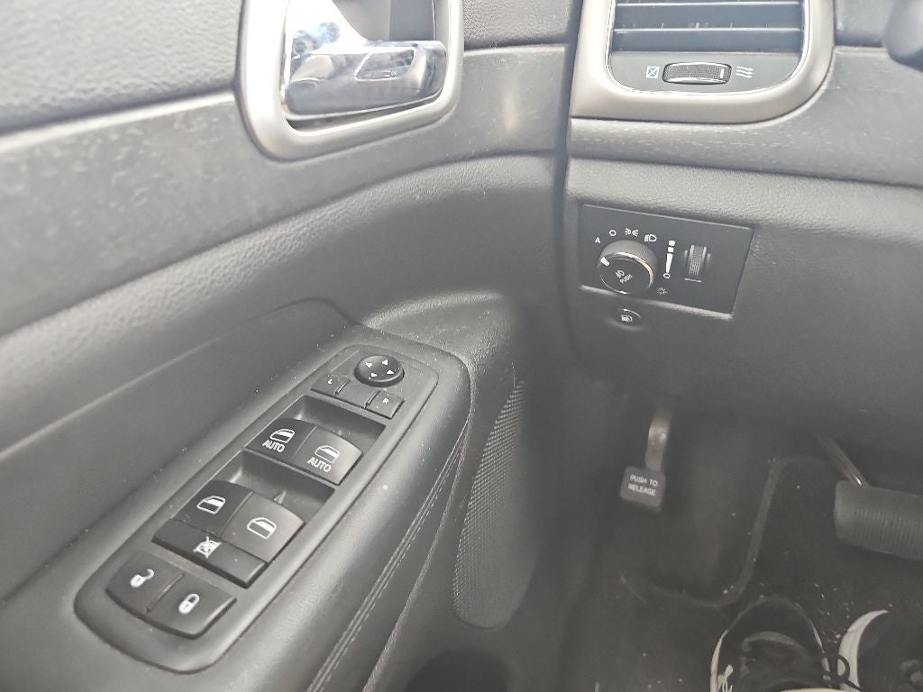 2018 Jeep Grand Cherokee Laredo E