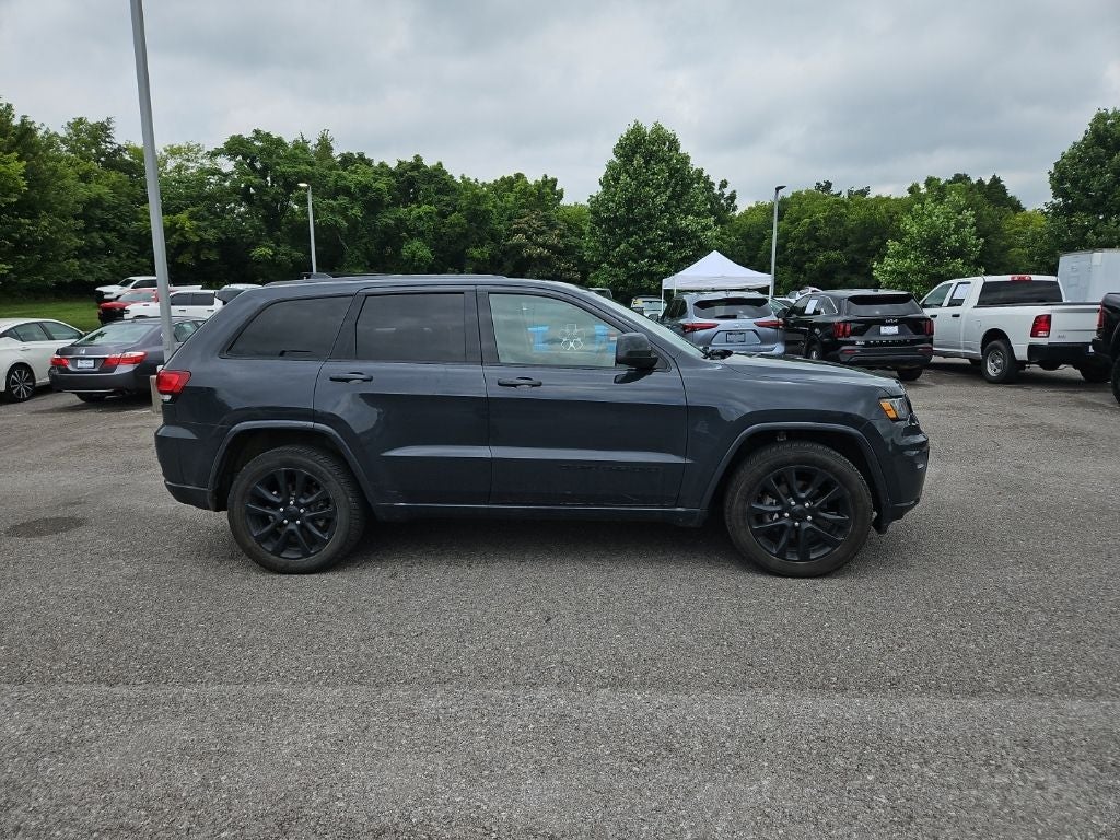 2017 Jeep Grand Cherokee Altitude
