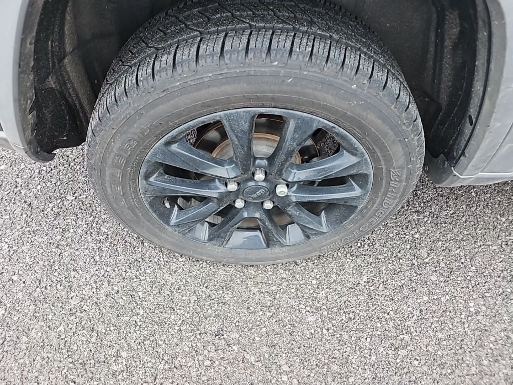 2020 Jeep Grand Cherokee Altitude