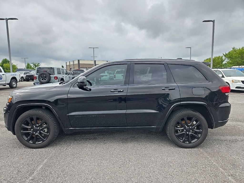 2021 Jeep Grand Cherokee Laredo X 4x4