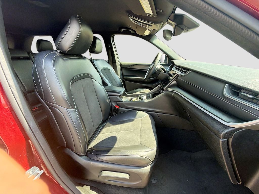 2024 Jeep Grand Cherokee Altitude 4x2