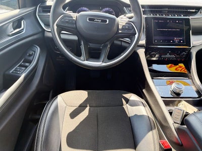 2024 Jeep Grand Cherokee Altitude 4x2