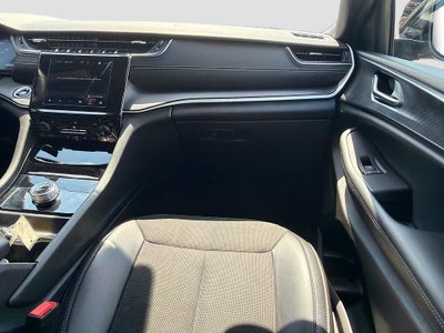 2024 Jeep Grand Cherokee Altitude 4x2