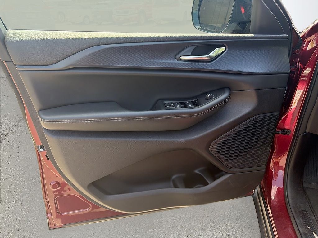 2024 Jeep Grand Cherokee Altitude 4x2