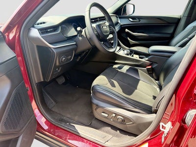 2024 Jeep Grand Cherokee Altitude 4x2