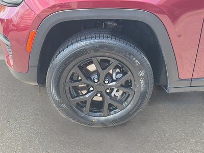 2024 Jeep Grand Cherokee Altitude 4x2