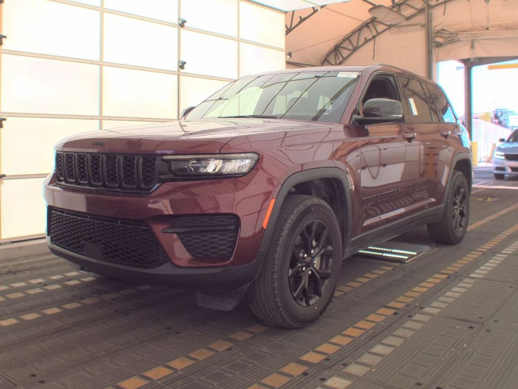2024 Jeep Grand Cherokee Altitude 4x2