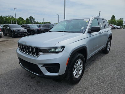 2024 Jeep Grand Cherokee Laredo 4x2