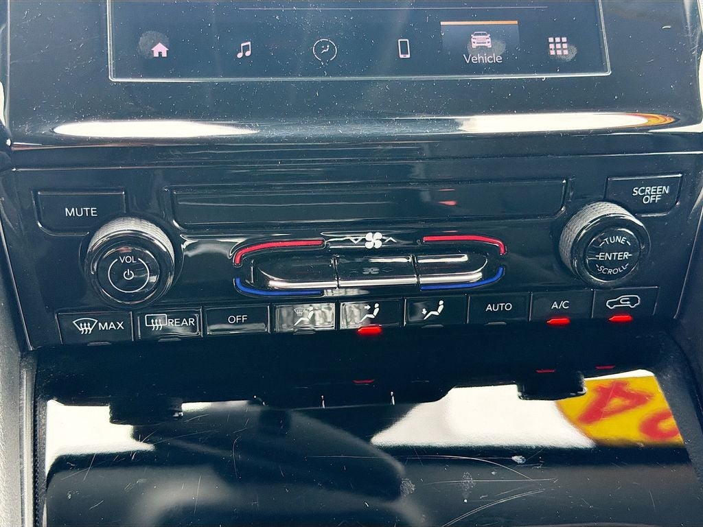 2024 Jeep Grand Cherokee Laredo 4x2