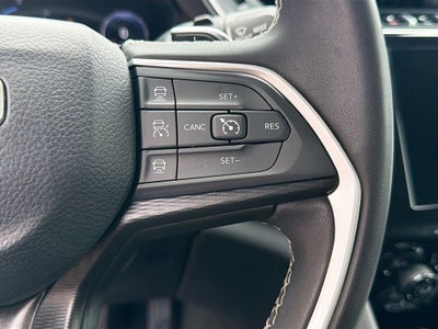 2024 Jeep Grand Cherokee Laredo 4x2