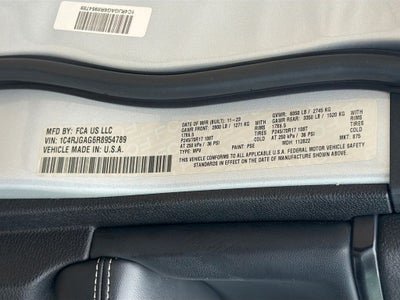 2024 Jeep Grand Cherokee Laredo 4x2