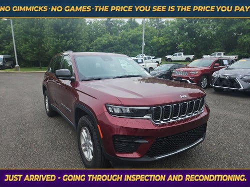 2023 Jeep Grand Cherokee Laredo 4x2