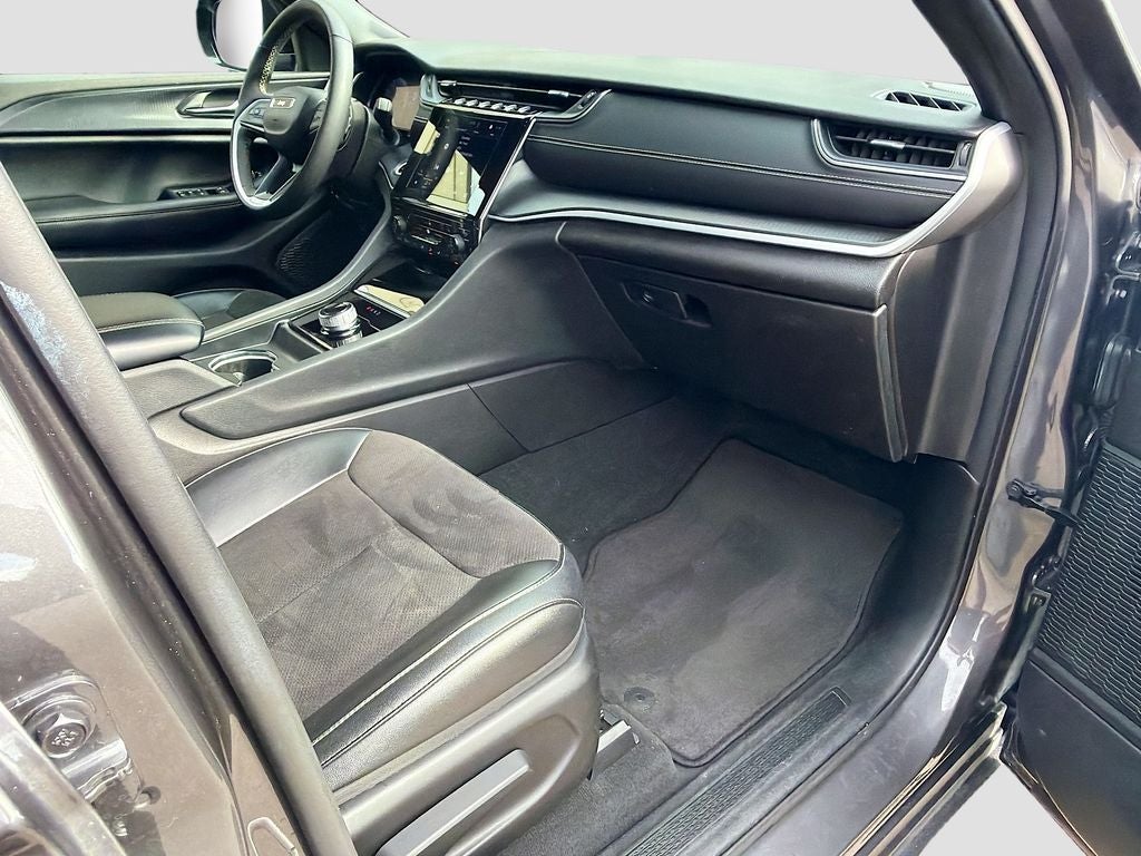 2024 Jeep Grand Cherokee Altitude 4x2