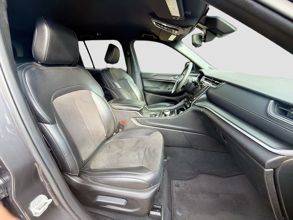 2024 Jeep Grand Cherokee Altitude 4x2