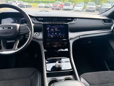 2024 Jeep Grand Cherokee Altitude 4x2