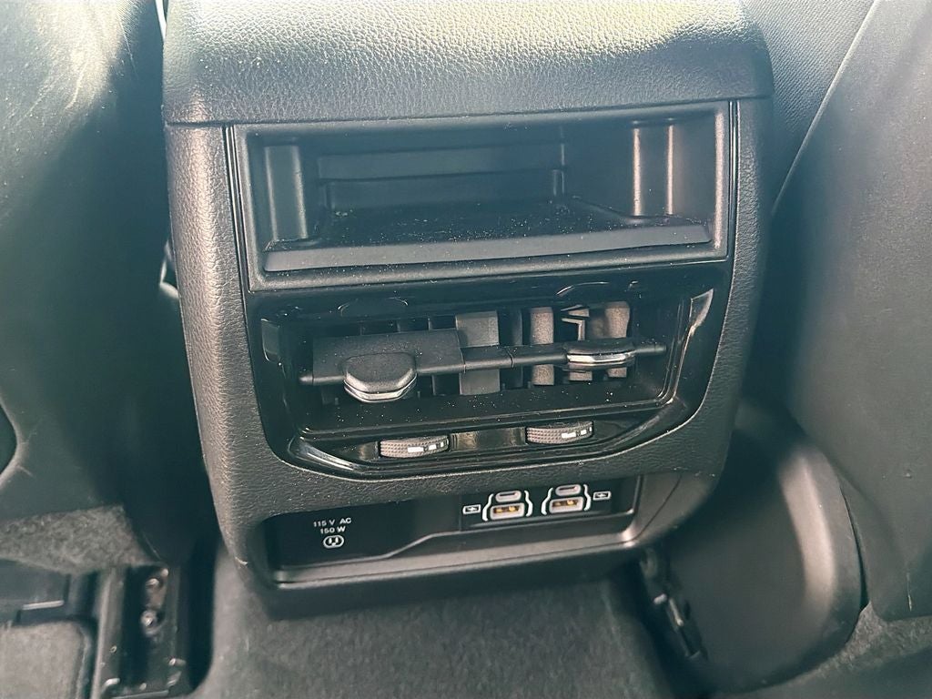 2024 Jeep Grand Cherokee Altitude 4x2