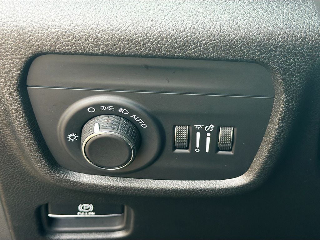 2024 Jeep Grand Cherokee Altitude 4x2