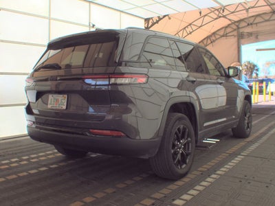 2024 Jeep Grand Cherokee Altitude 4x2