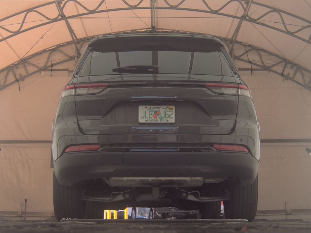 2024 Jeep Grand Cherokee Altitude 4x2