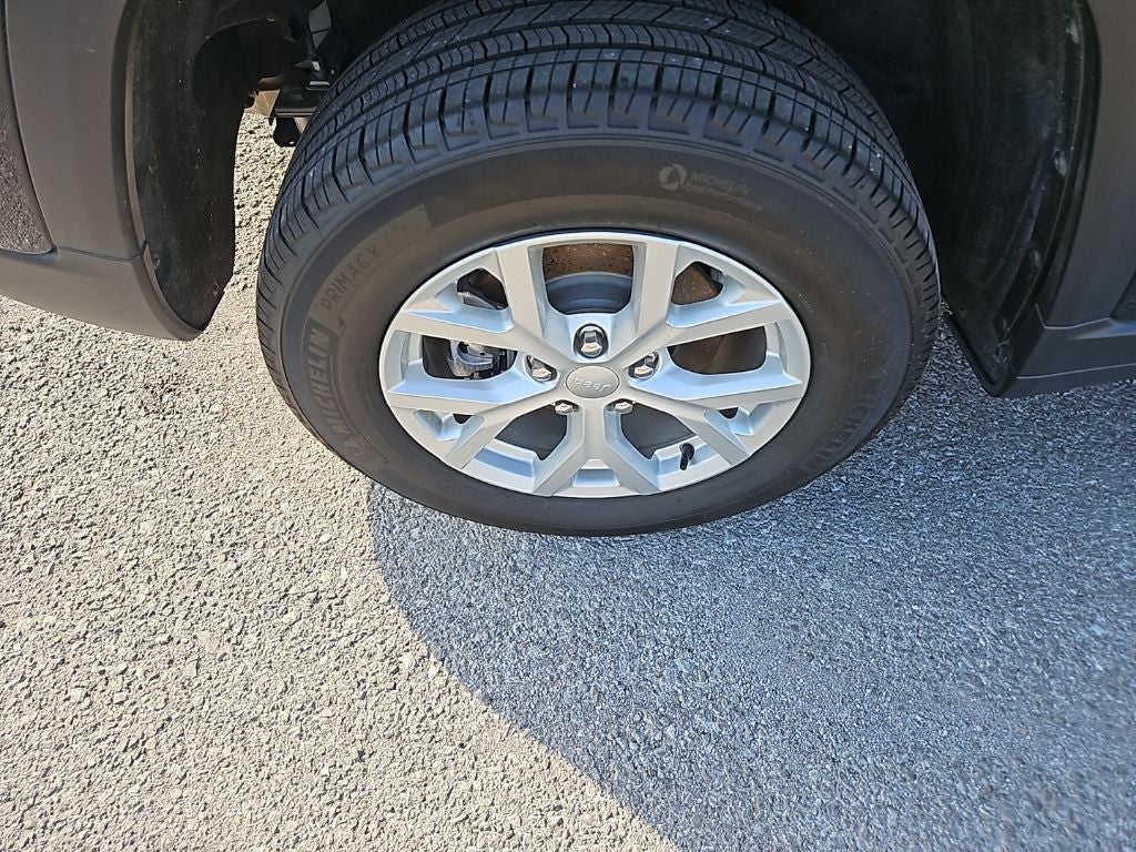 2023 Jeep Grand Cherokee Limited 4x2