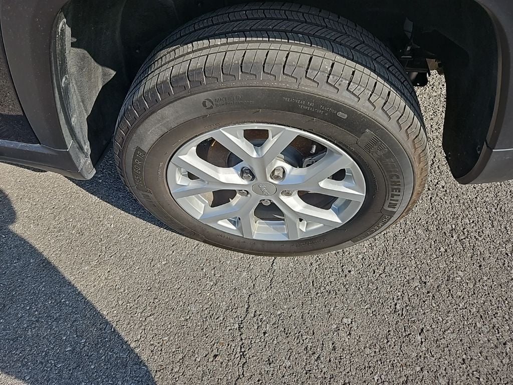 2023 Jeep Grand Cherokee Limited 4x2