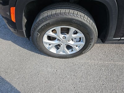 2023 Jeep Grand Cherokee Limited 4x2